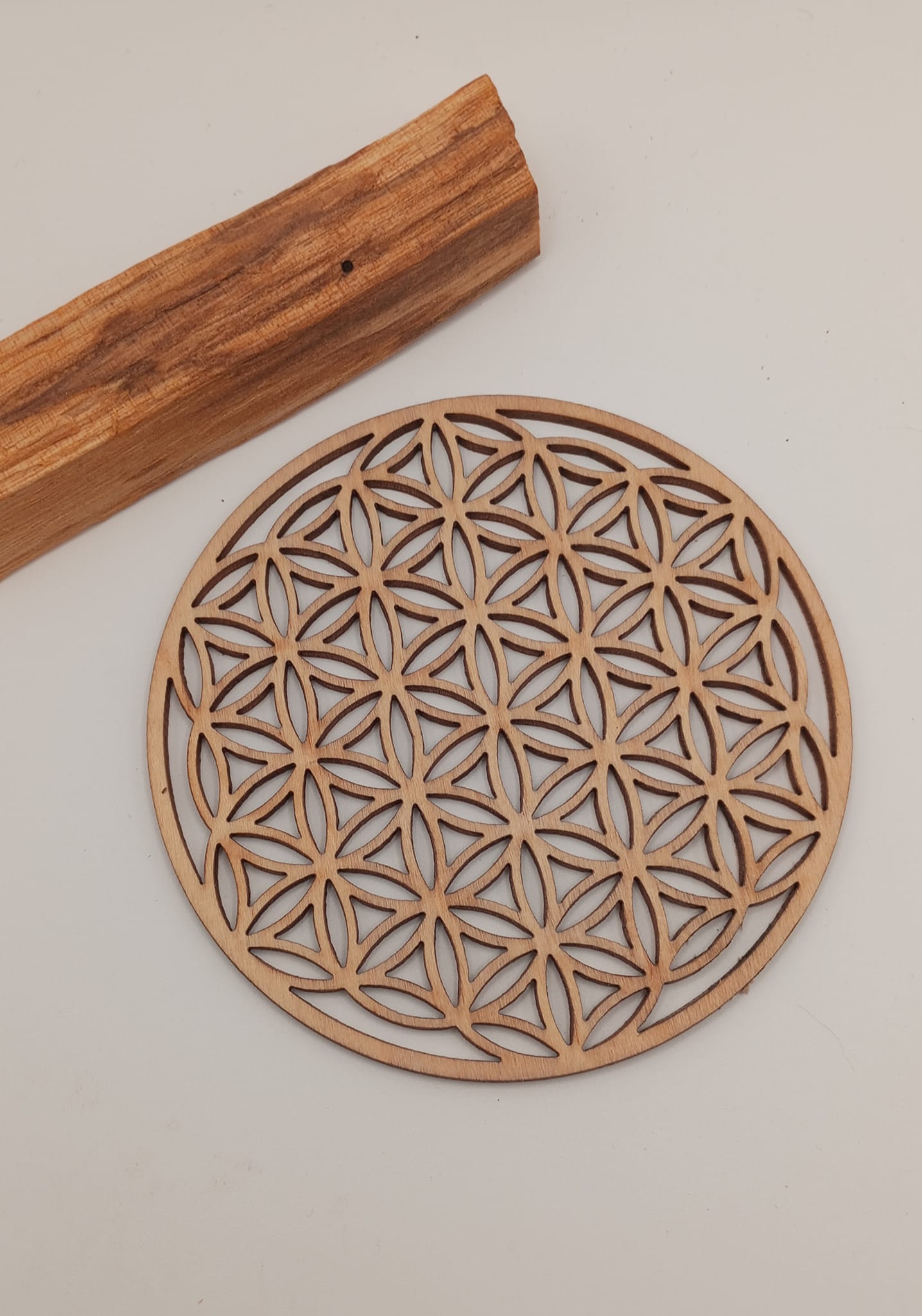 Fleur de vie 10 cm de diamètre en bois de tilleule