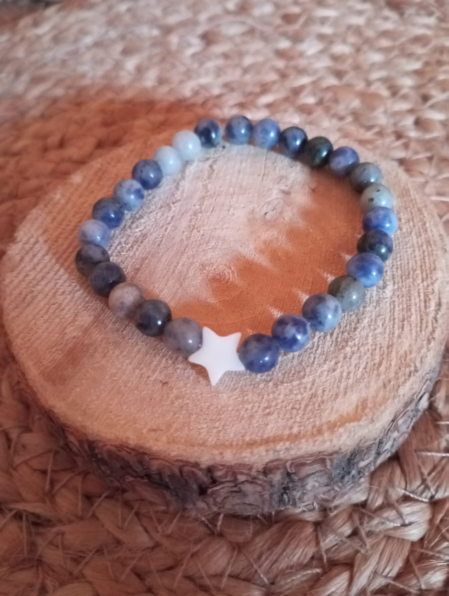 Bracelet Sodalite et étoile de nacre