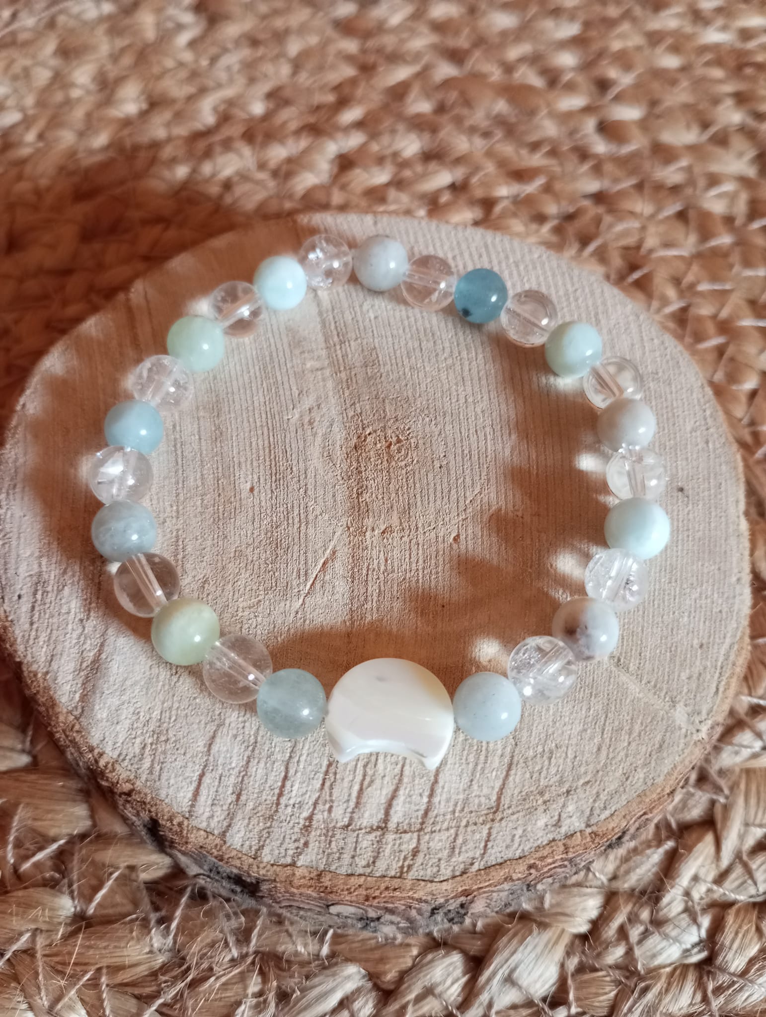 Bracelet Cristal de roche, Aigue-marine et perle de nacre lune 