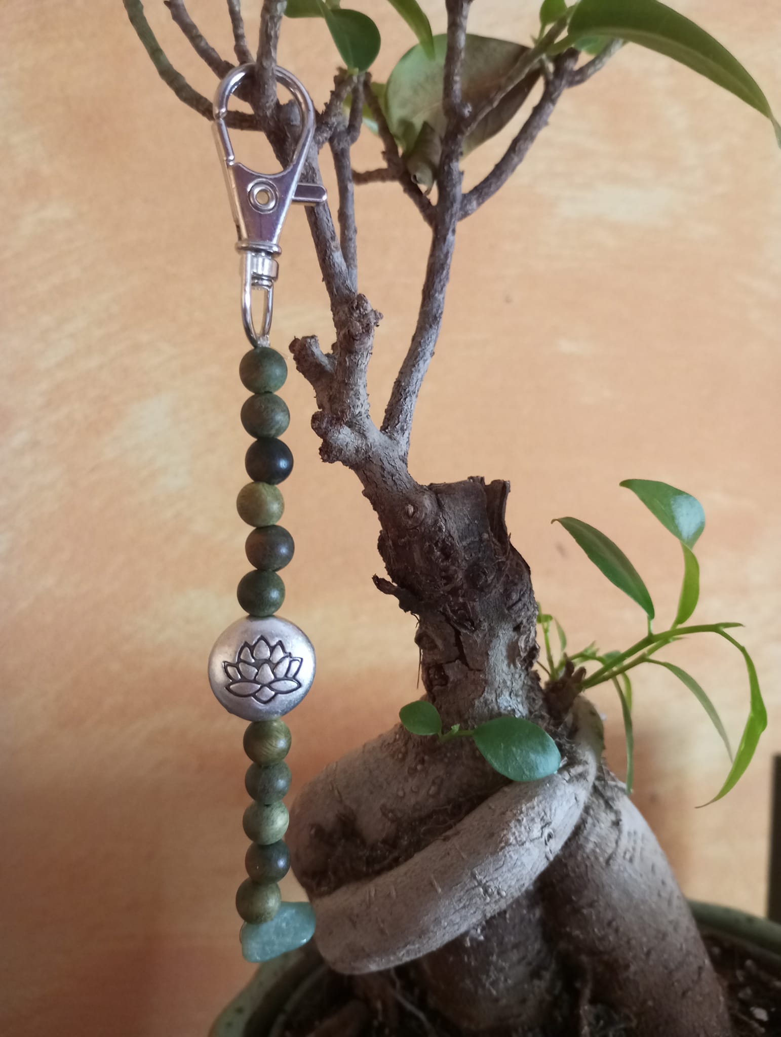 Porte clés Bois de Santal et Fleur de lotus